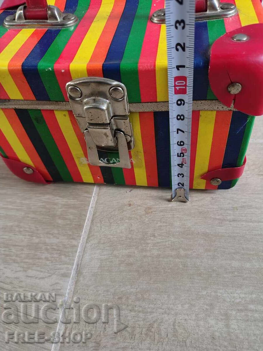 Old children's briefcase with price € 0.01 | 0.02 BGN Old children's briefcase with price € 0.01 | 0.02 BGN