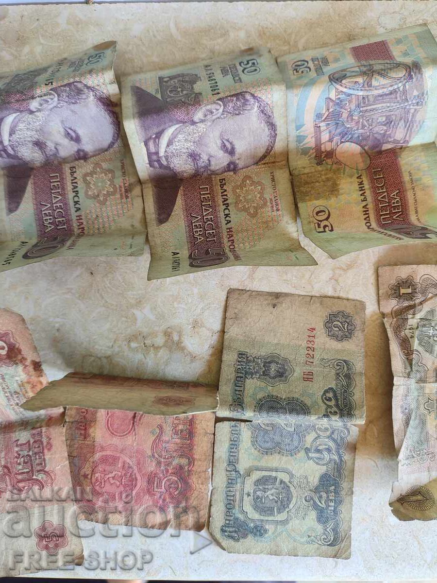 Licitație O mulțime de bancnote