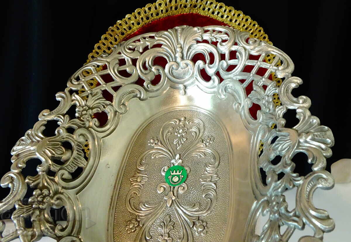 Delivery of Pewter fruit bowl, Art Nouveau embossed ornaments