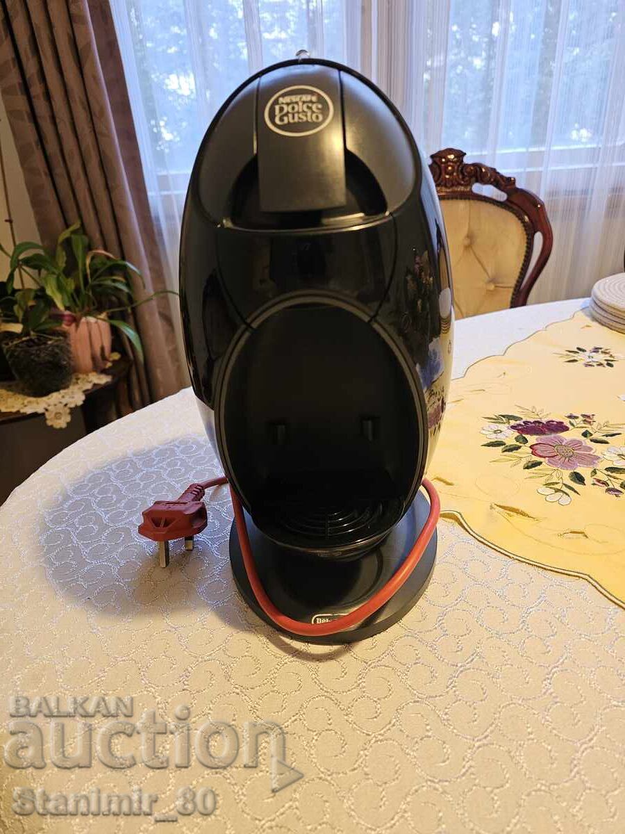 Aparat de cafea Nescafe Dolce Gusto