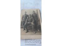 Fotografie Meknes Ofițer și doi soldați 1921