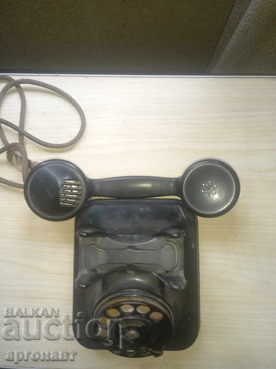 Auction Old retro Hungarian telephone from the late 40s or early Auction Old retro Hungarian telephone from the late 40s or early