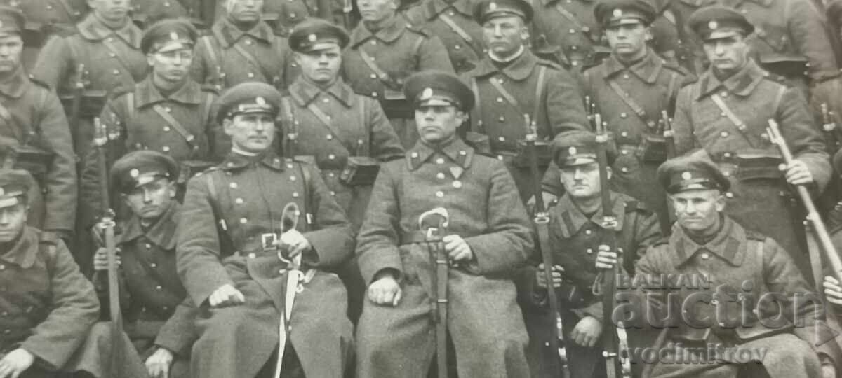 Φωτογραφικοί Αξιωματικοί και Στρατιώτες με τιμή € 2.18 | 4.26 BGN