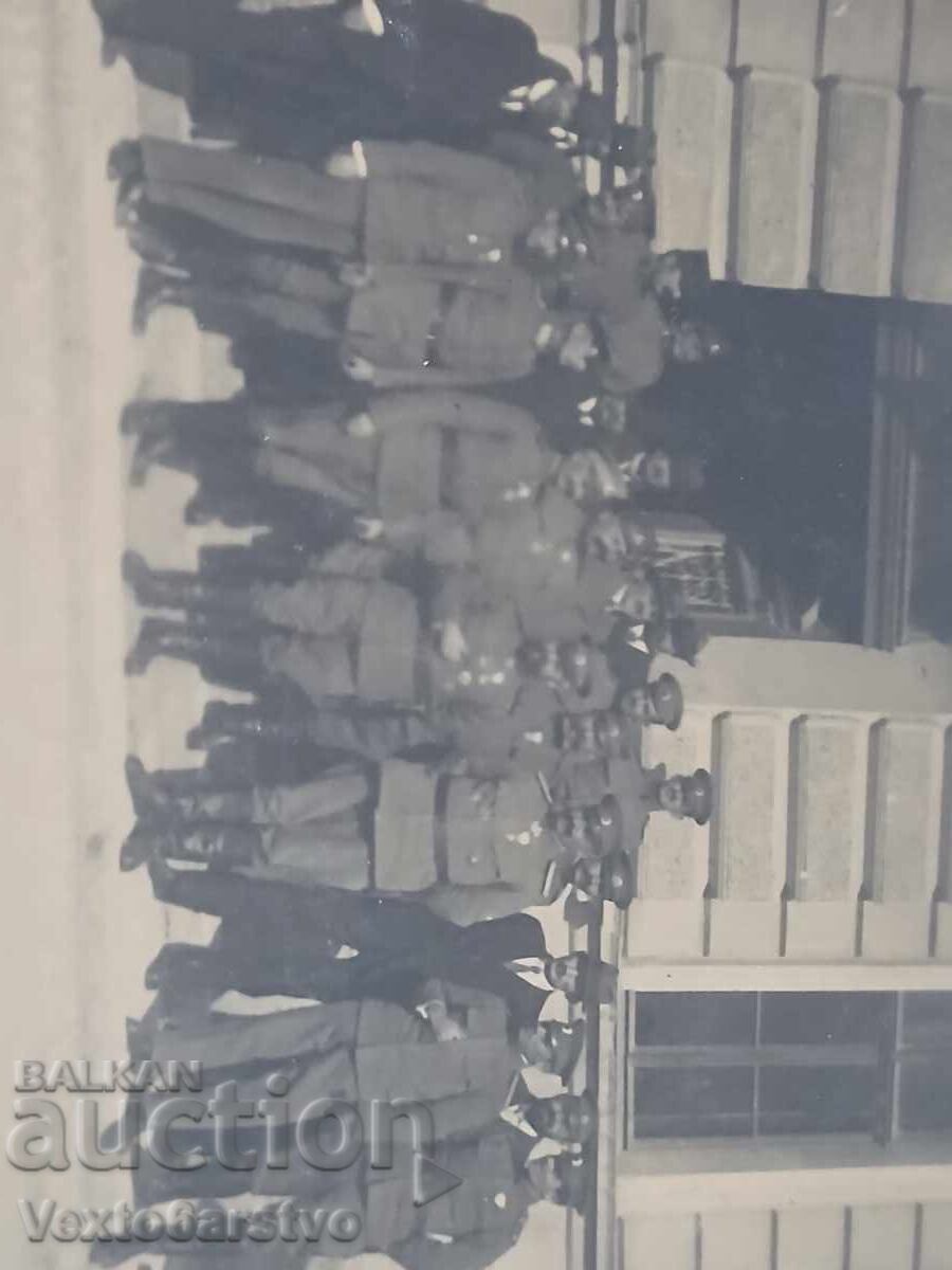 Photograph-Old photo-WWI-MILITARY-OFFICERS-UNIFORM with price € 10.00 | 19.56 BGN Photograph-Old photo-WWI-MILITARY-OFFICERS-UNIFORM with price € 10.00 | 19.56 BGN