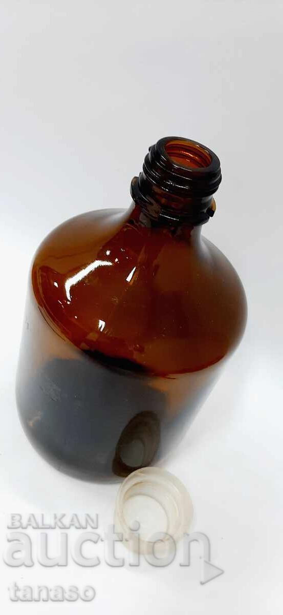 Auction  Vintage 60s laboratory bottle, thick amber glass