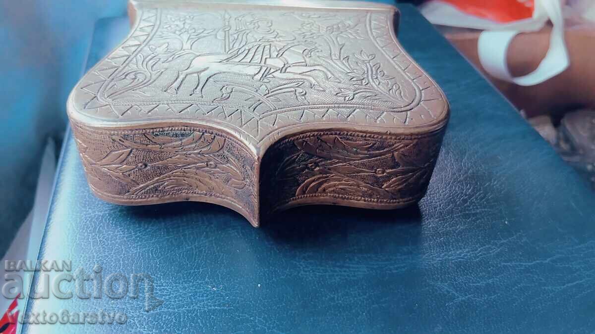 Licitație PULBERNIȚĂ, CARTUȘIERĂ, FIȘEC-BRONZ-SEC. XIX-BZC / II Licitație PULBERNIȚĂ, CARTUȘIERĂ, FIȘEC-BRONZ-SEC. XIX-BZC / II