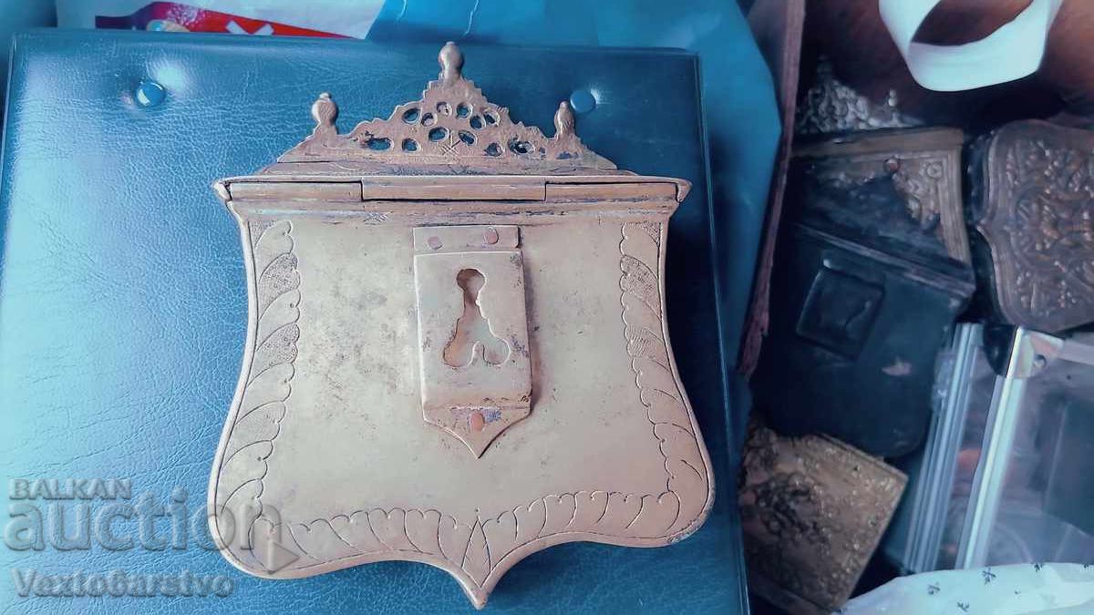 Livrarea PULBERNIȚĂ, CARTUȘIERĂ, FIȘEC-BRONZ-SEC. XIX-BZC / II Livrarea PULBERNIȚĂ, CARTUȘIERĂ, FIȘEC-BRONZ-SEC. XIX-BZC / II