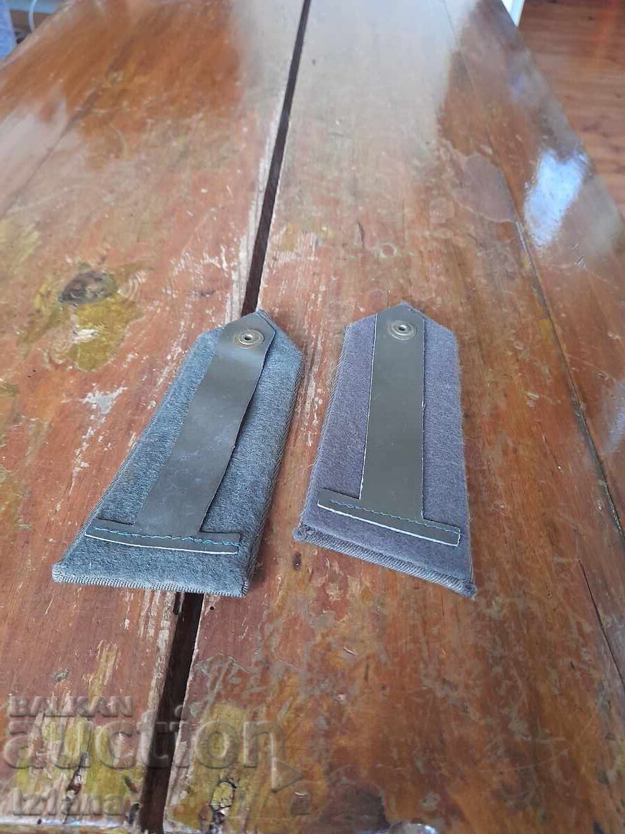 Παράδοση Παλιές επωμίδες