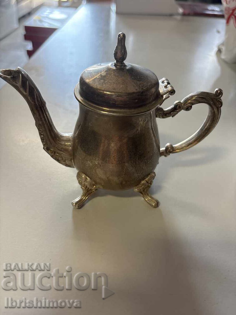 Μικρό vintage τσαγιέρι Μικρό vintage τσαγιέρι