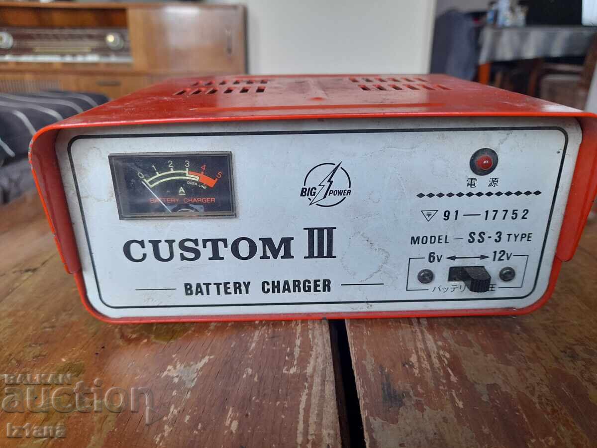 Battery charger Custom III Battery charger Custom III