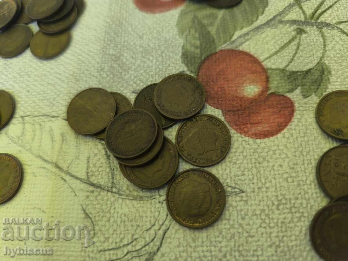 Лот от стари 1 cent монети 63 броя Холандия непочистени с цена € 2.00 | 3.91 лв. Лот от стари 1 cent монети 63 броя Холандия непочистени с цена € 2.00 | 3.91 лв.