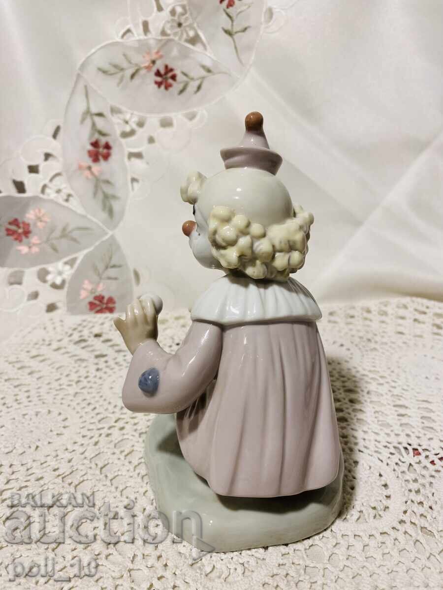 Licitație figurina de portelan