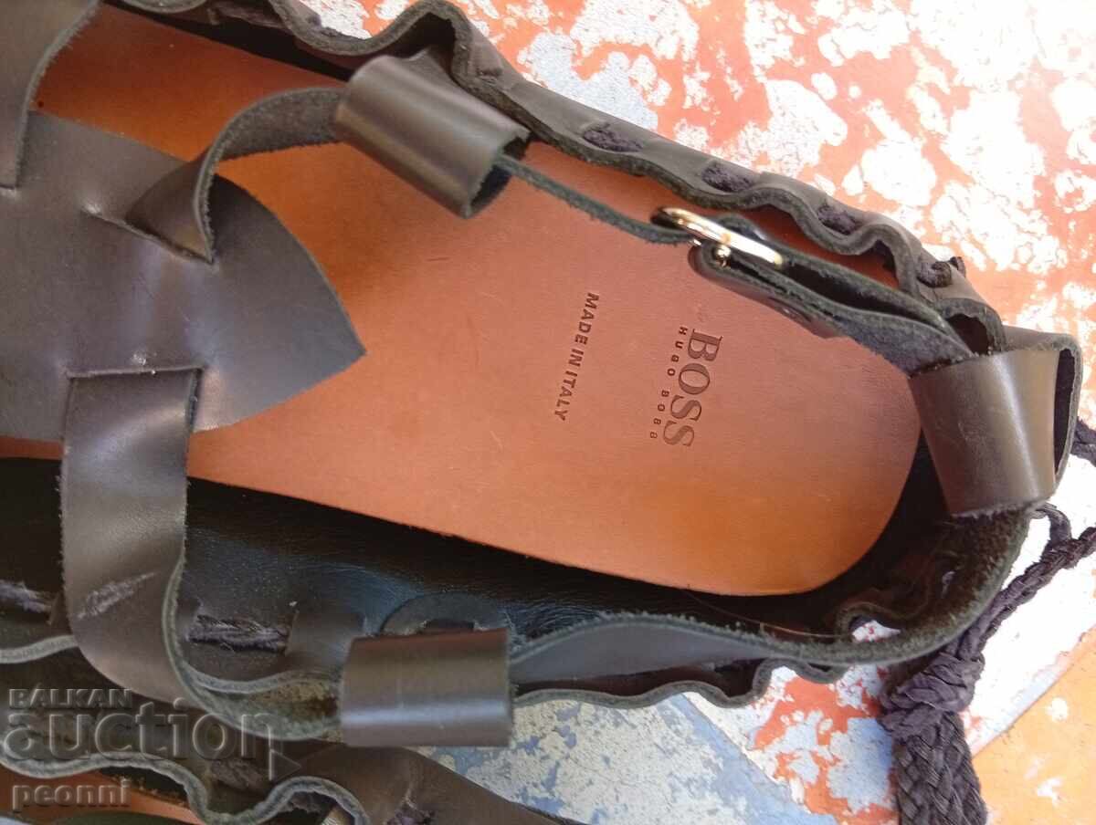 Opinci "Boss" cu preț € 120.00 | 234.70 BGN