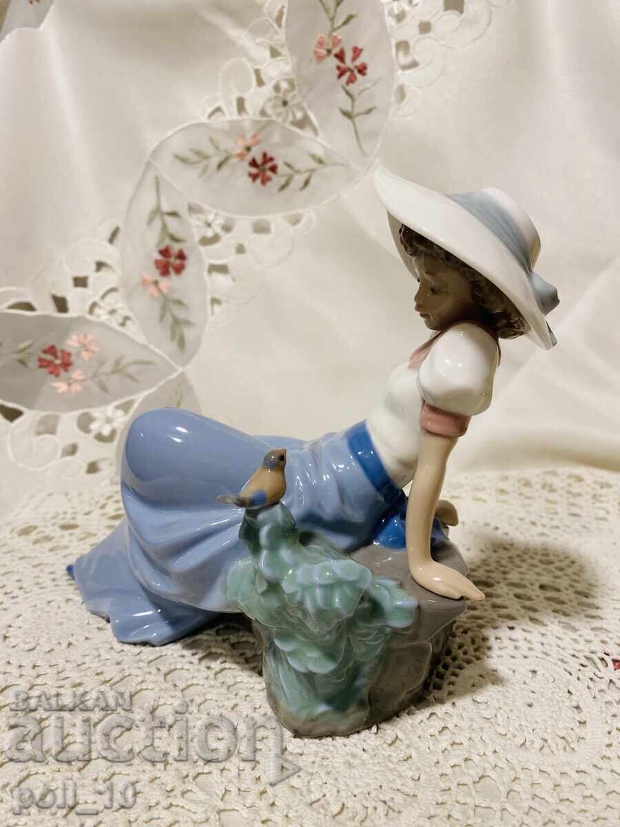 Licitație figurina de portelan