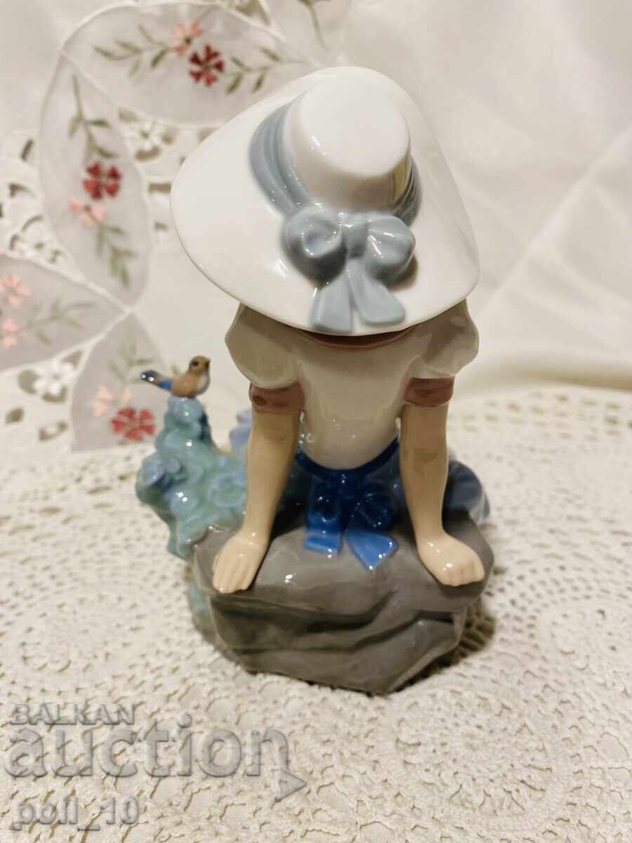 Livrarea figurina de portelan