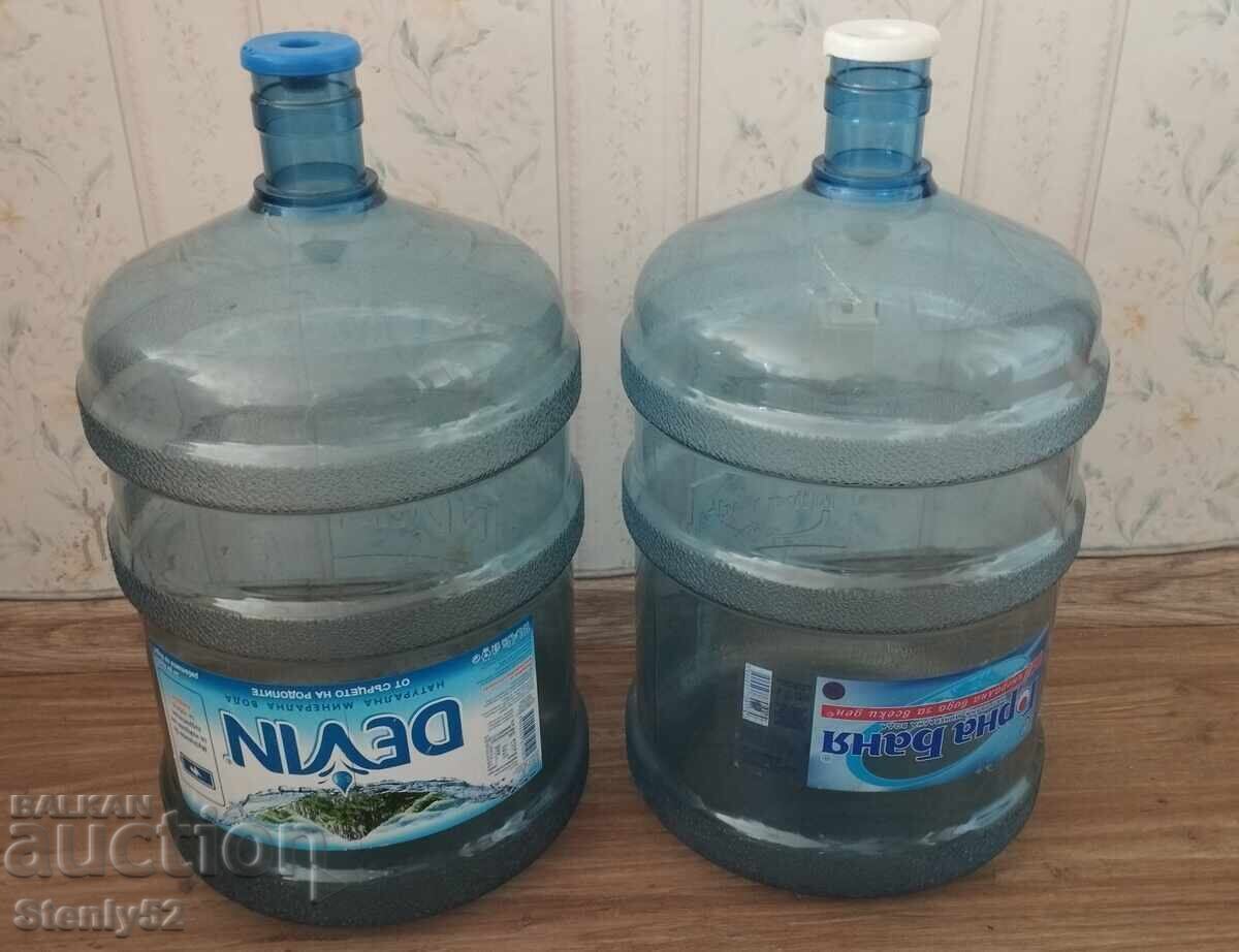 2 reusable 19 L bottles