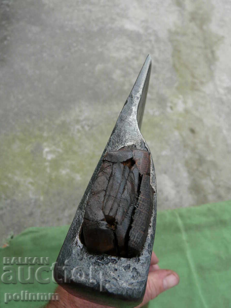 Livrarea Topor de tâmplărie german vechi - 624 Livrarea Topor de tâmplărie german vechi - 624