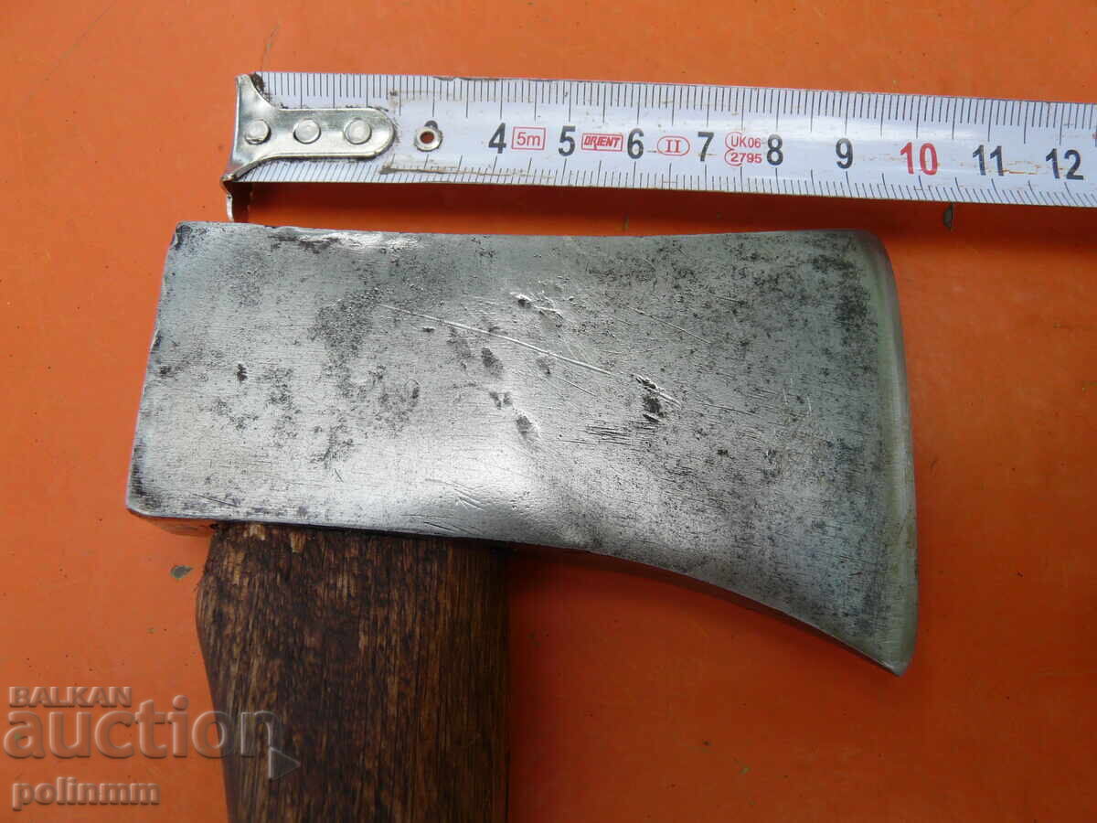 Аукцион Старо малко топорче - 625