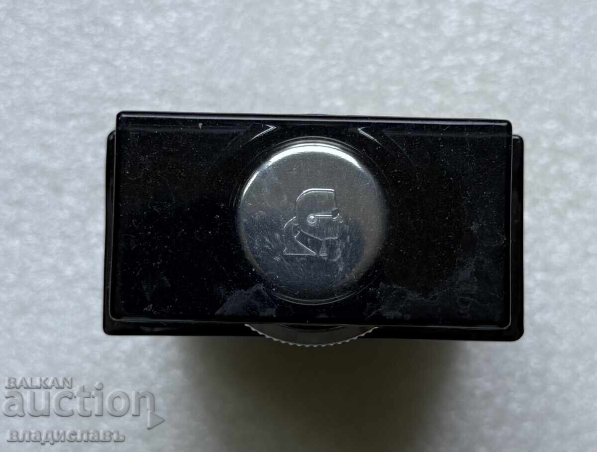 Sticlă goală de parfum KARL LAGERFELD cu preț € 5.00 | 9.78 BGN