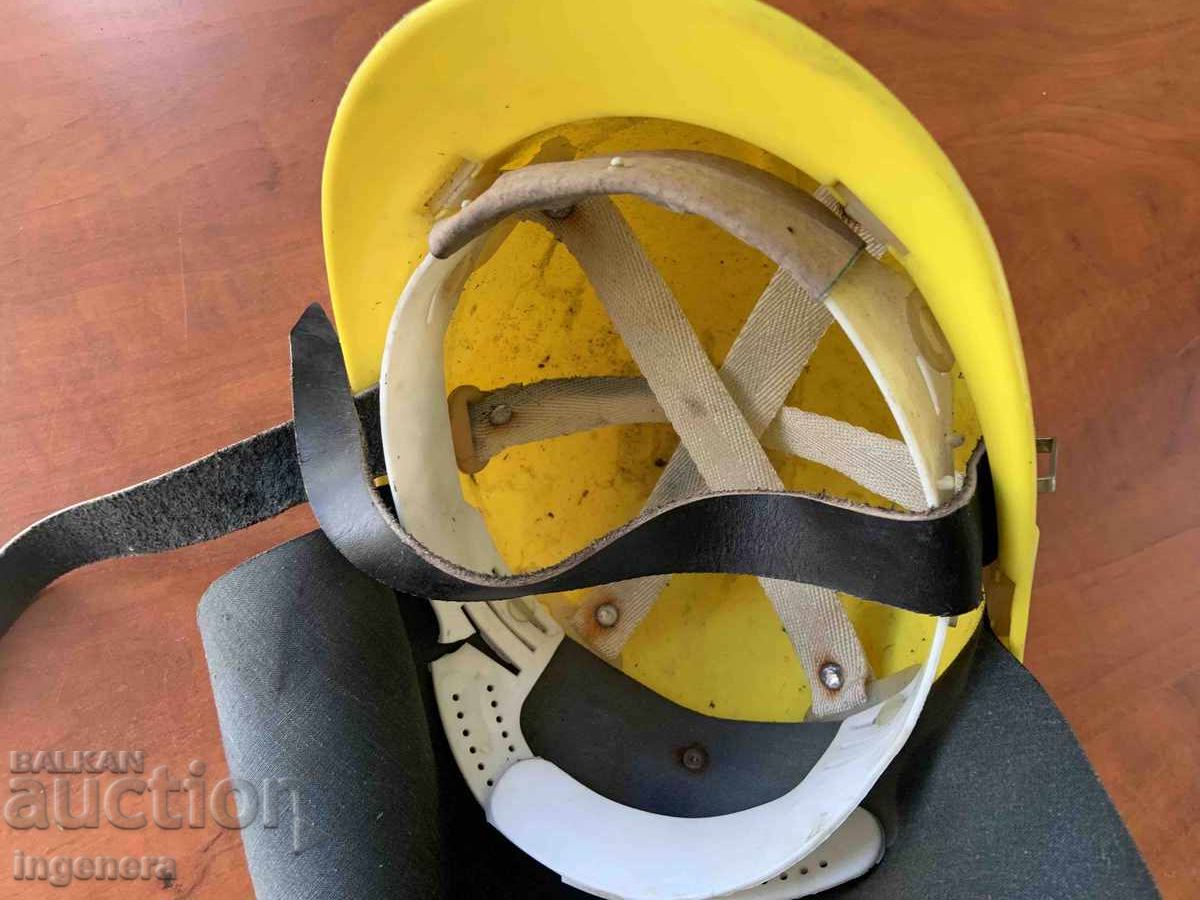 SOCIALIST ERA FIREFIGHTER HELMET PROTECTIVE HELMET - 6 SOCIALIST ERA FIREFIGHTER HELMET PROTECTIVE HELMET - 6
