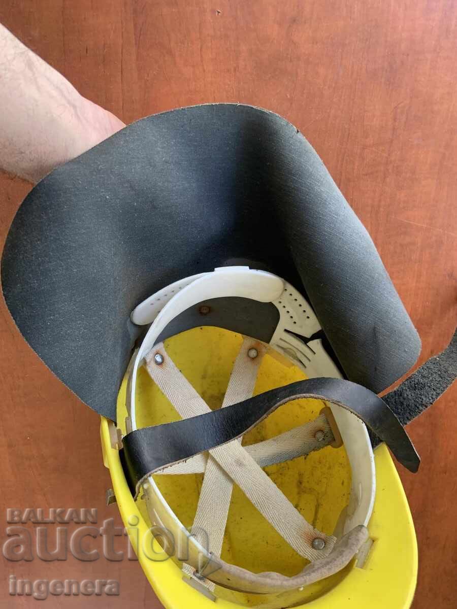 SOCIALIST ERA FIREFIGHTER HELMET PROTECTIVE HELMET - 7 SOCIALIST ERA FIREFIGHTER HELMET PROTECTIVE HELMET - 7