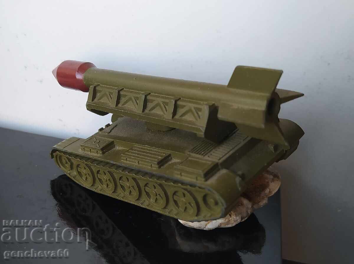 Vintage Russian die-cast metal rocket launcher model - 5