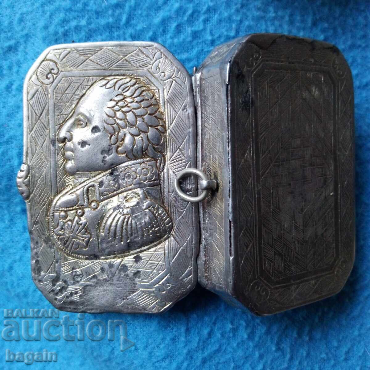 Cutie de premiu pentru prizat tutun cu preț € 700.00 | 1369.09 BGN Cutie de premiu pentru prizat tutun cu preț € 700.00 | 1369.09 BGN