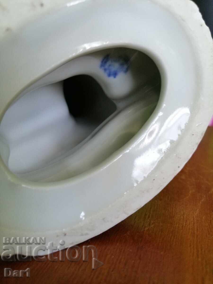 Доставка на Стара българска статуетка
