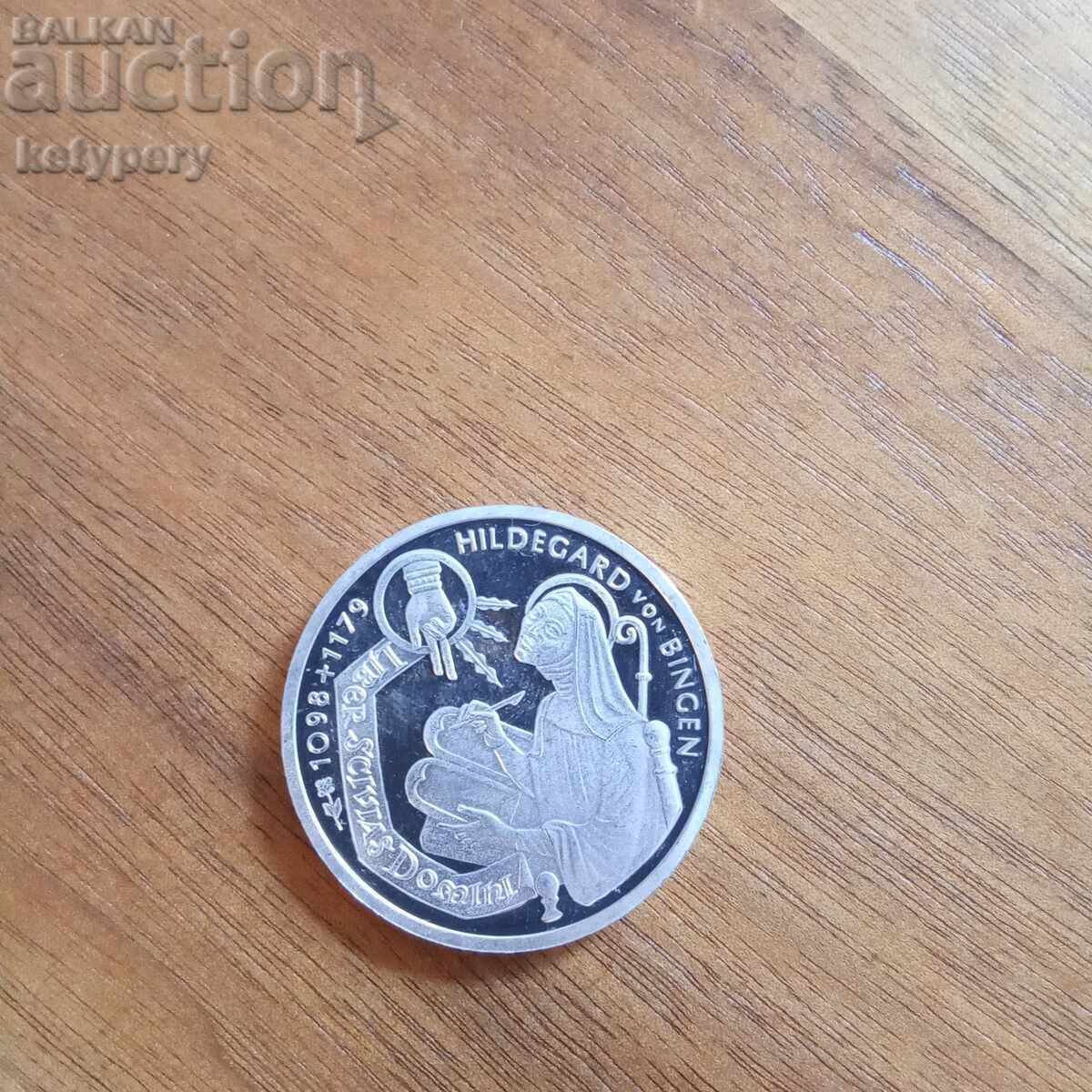 10 mărci 1998, argint de 1 cent BZȚ cu preț € 28.00 | 54.76 BGN 10 mărci 1998, argint de 1 cent BZȚ cu preț € 28.00 | 54.76 BGN