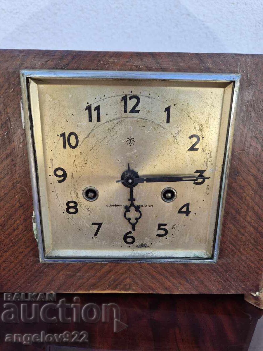 German table clock JUNGHANS with price € 0.01 | 0.02 BGN German table clock JUNGHANS with price € 0.01 | 0.02 BGN