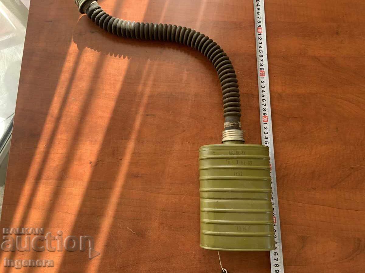 FILTRU PENTRU MASCĂ DE GAZE CONDUCTĂ DE AER