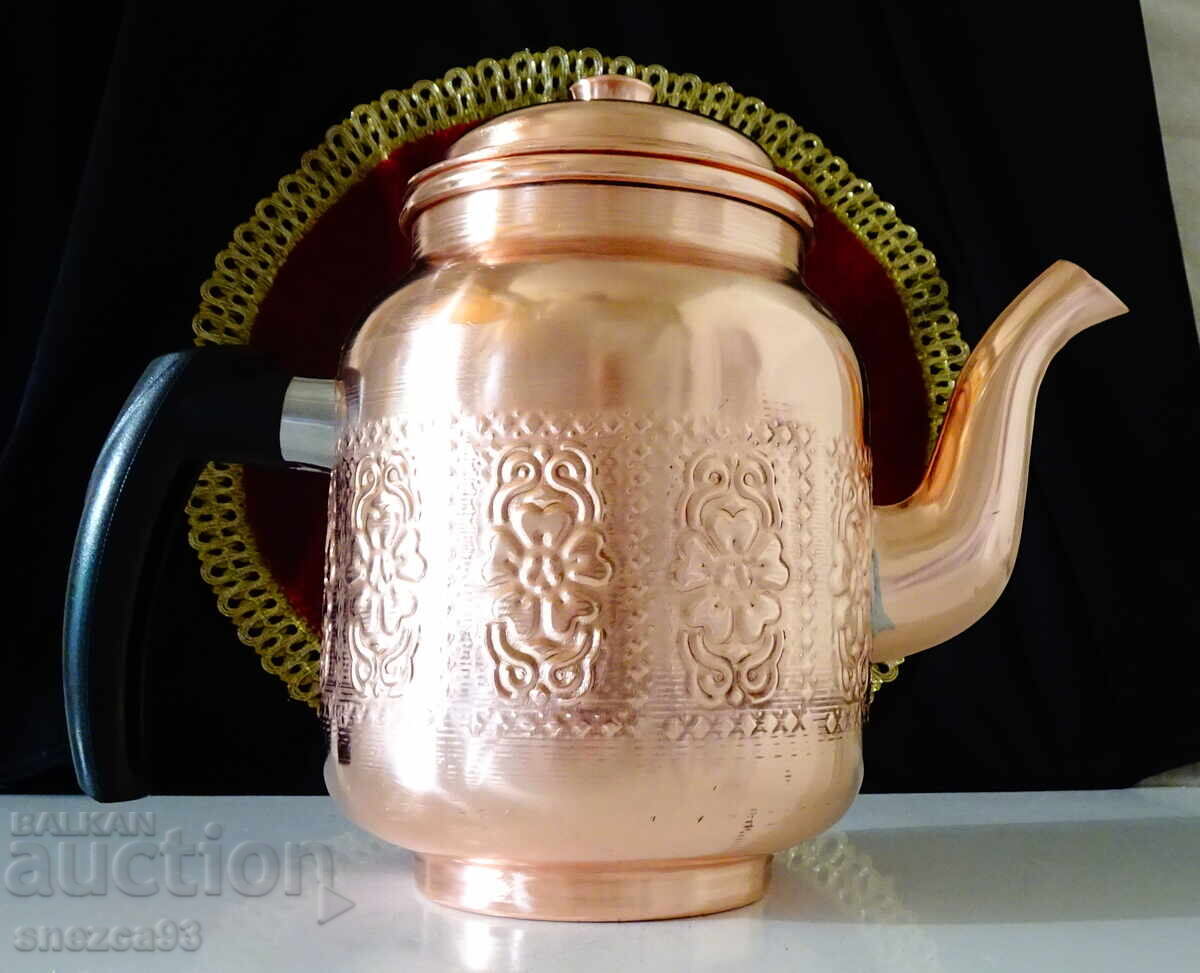 Auction Copper teapot 1.5 L., pure red copper Auction Copper teapot 1.5 L., pure red copper