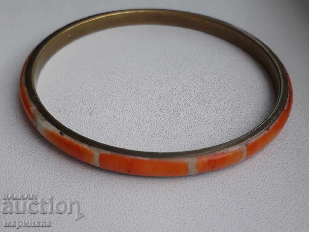 BRACELET. BRASS, BONE BRACELET. BRASS, BONE