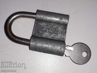OLD PADLOCK. BG