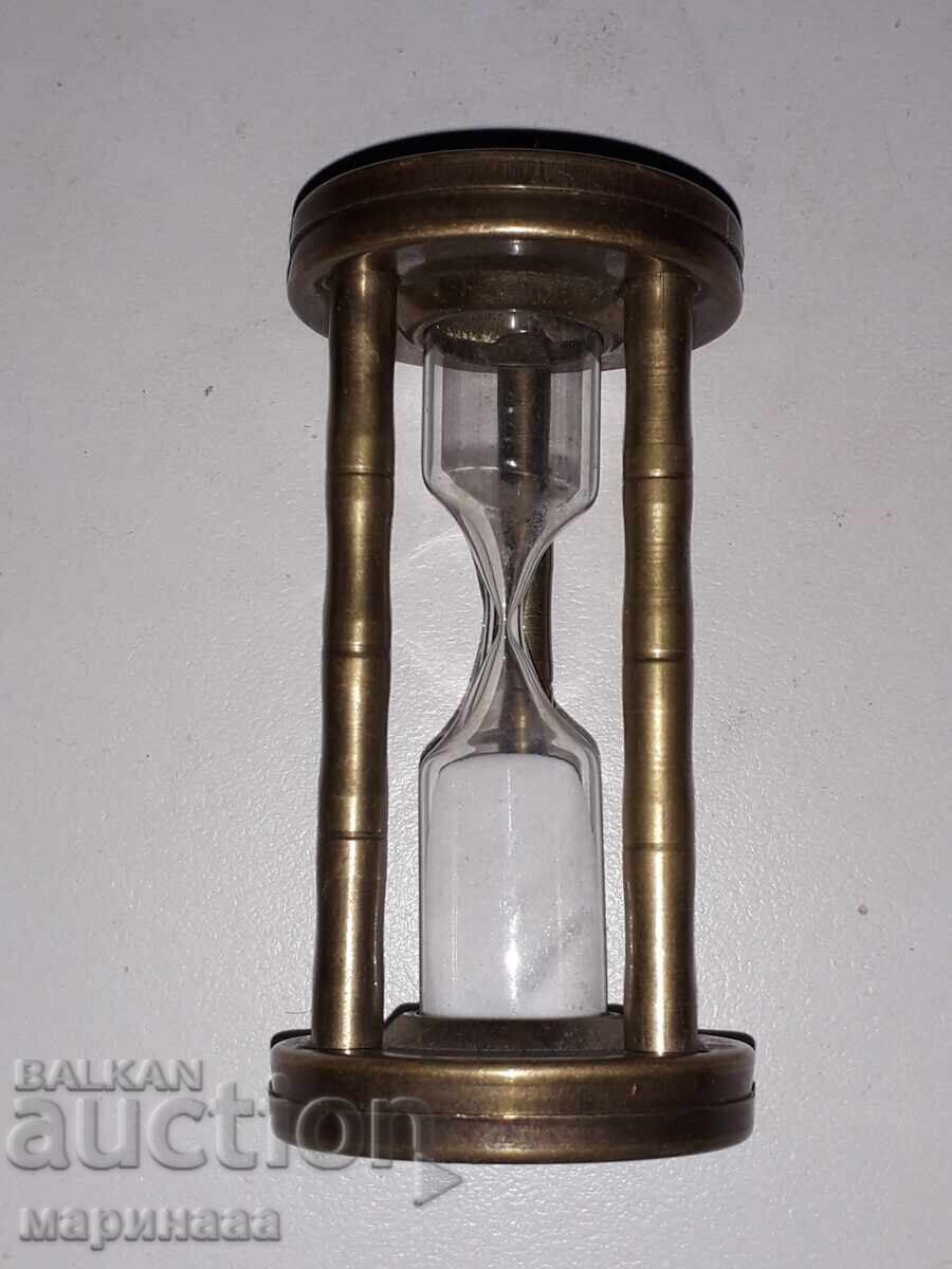 ΚΛΕΨΥΔΡΑ. ΟΡΕΙΧΑΛΚΟΣ, ΓΥΑΛΙ
