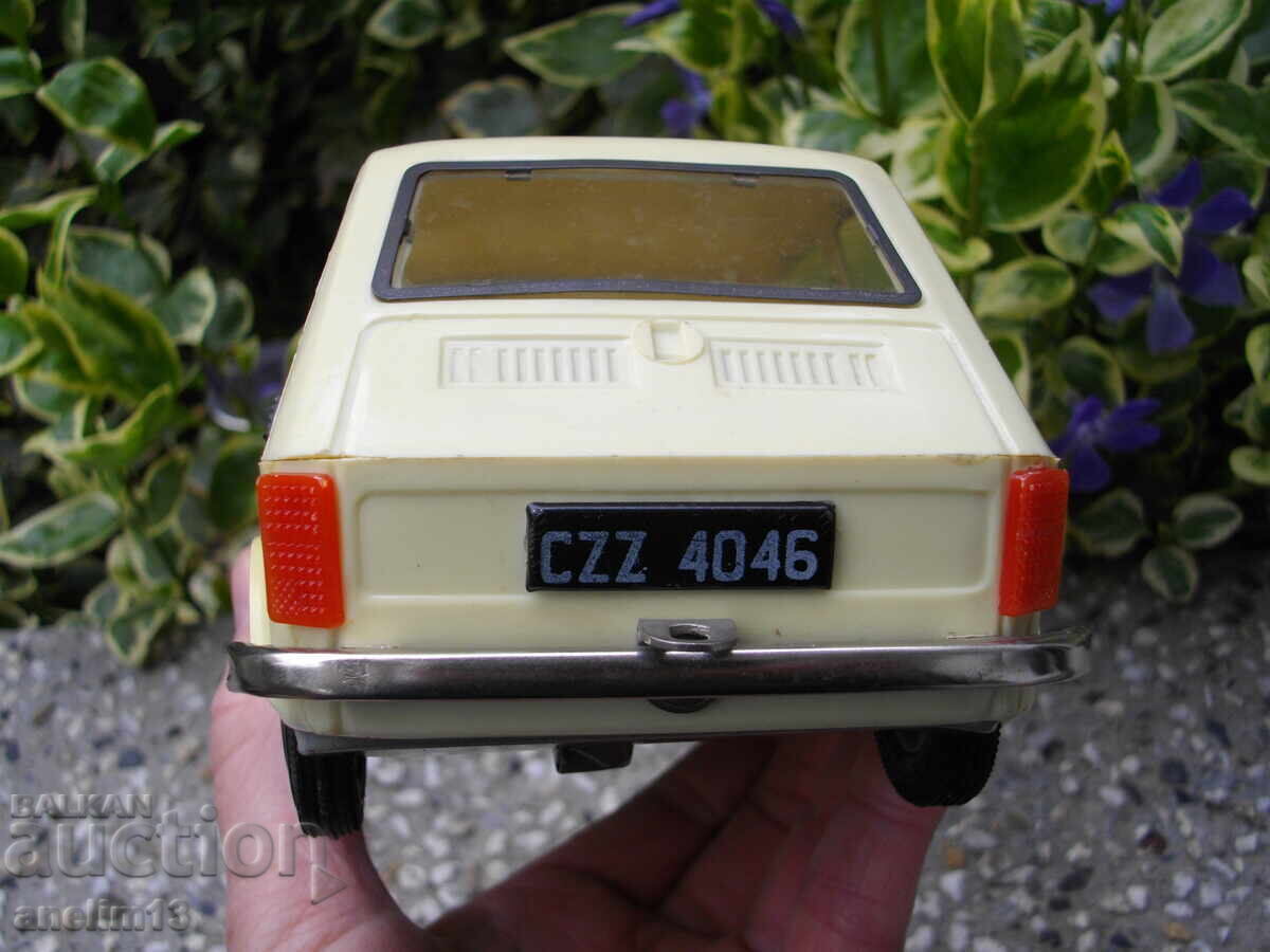 ΣΟΣΙΑΛΙΣΤΙΚΟ ΠΛΑΣΤΙΚΟ ΑΥΤΟΚΙΝΗΤΑΚΙ POLSKI FIAT 126 - 6