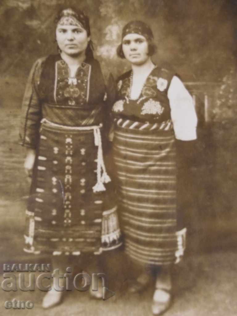 ΒΑΣΙΛΙΚΗ ΦΩΤΟΓΡΑΦΙΑ-1931 -ΝΟΣΙΑ, σάρμα, πλεξούδα με τιμή € 0.01 | 0.02 BGN