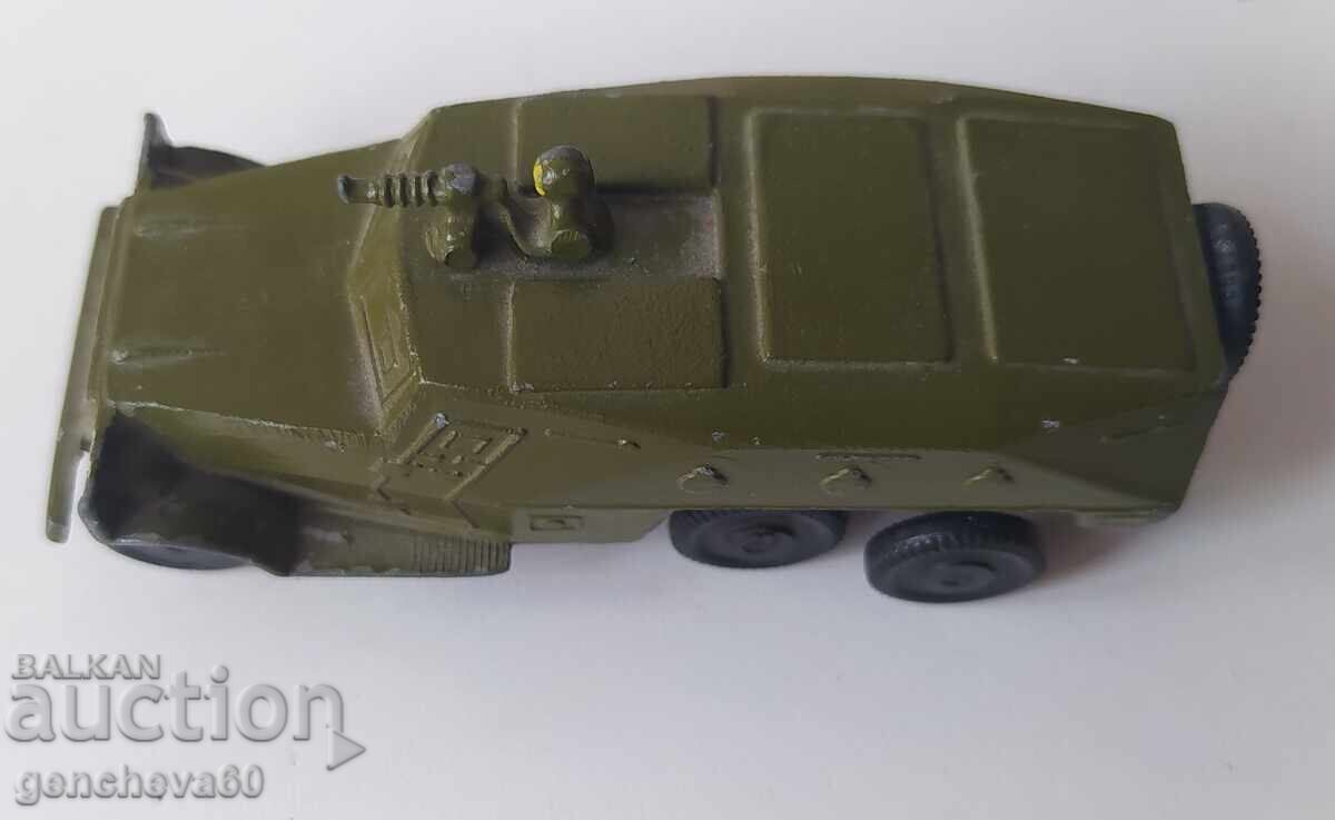Δημοπρασία Μεταλλικό μοντέλο BTR 152 με πολυβόλο