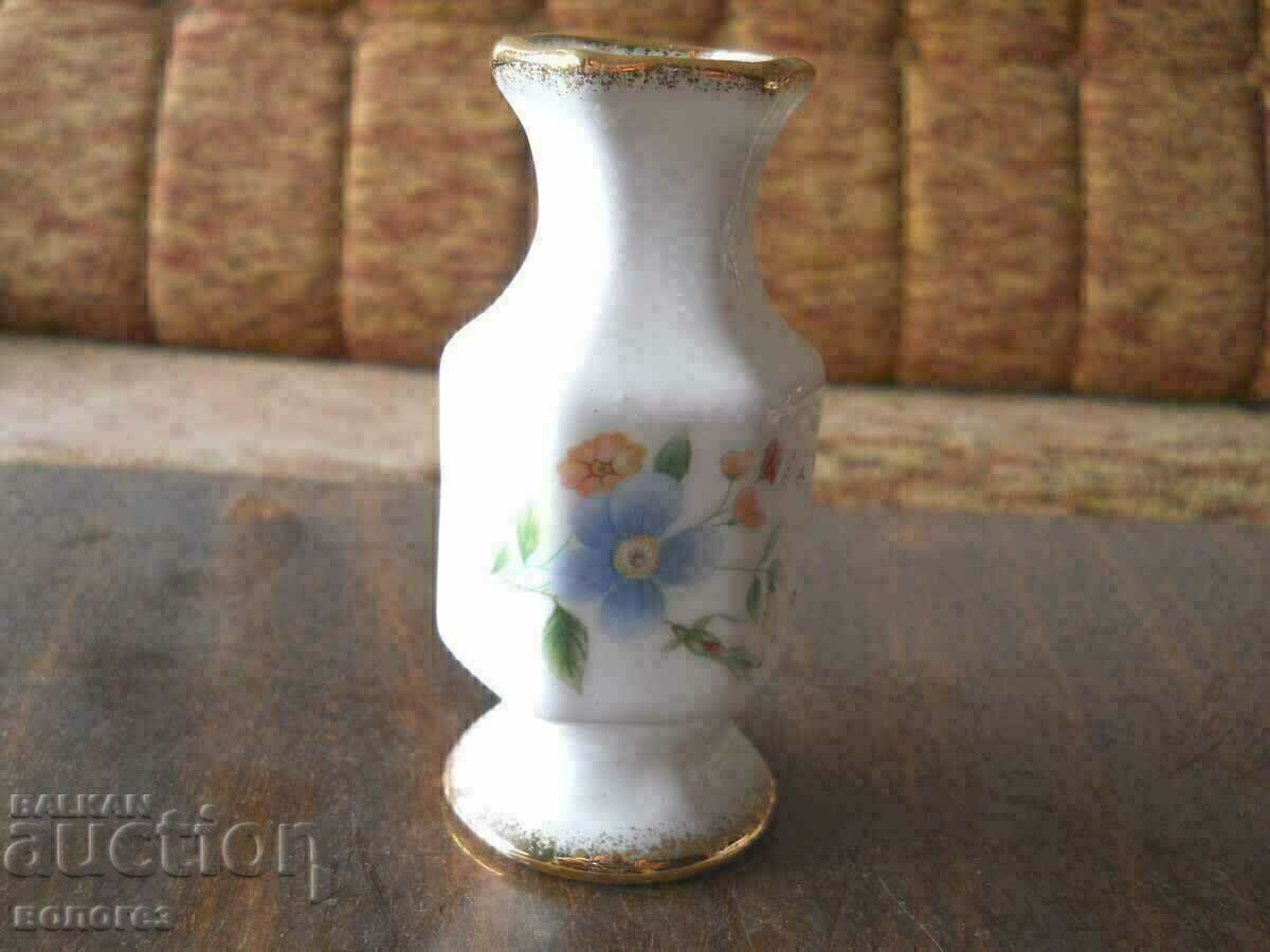 Vintage Porcelain Vase "Fenton China Company" - England