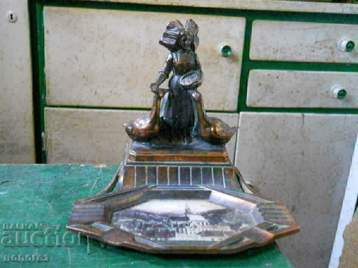 Vechi scrumieră de bronz - Franța