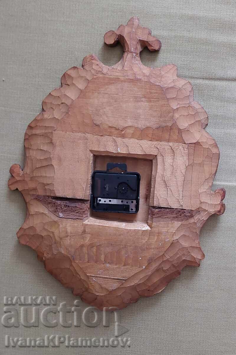 Ceas sculptat în lemn pentru cunoscători - 6 Ceas sculptat în lemn pentru cunoscători - 6