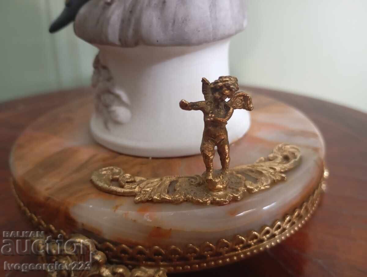 Auction Porcelain figurine Auction Porcelain figurine
