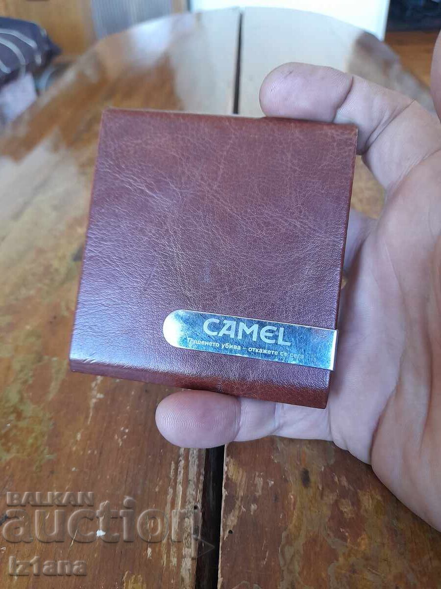 Tabacheră pentru țigări Camel cu preț € 21.00 | 41.07 BGN Tabacheră pentru țigări Camel cu preț € 21.00 | 41.07 BGN