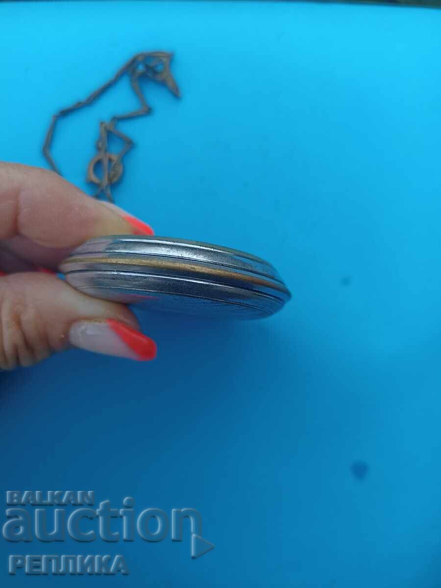 Delivery of Pocket collectible