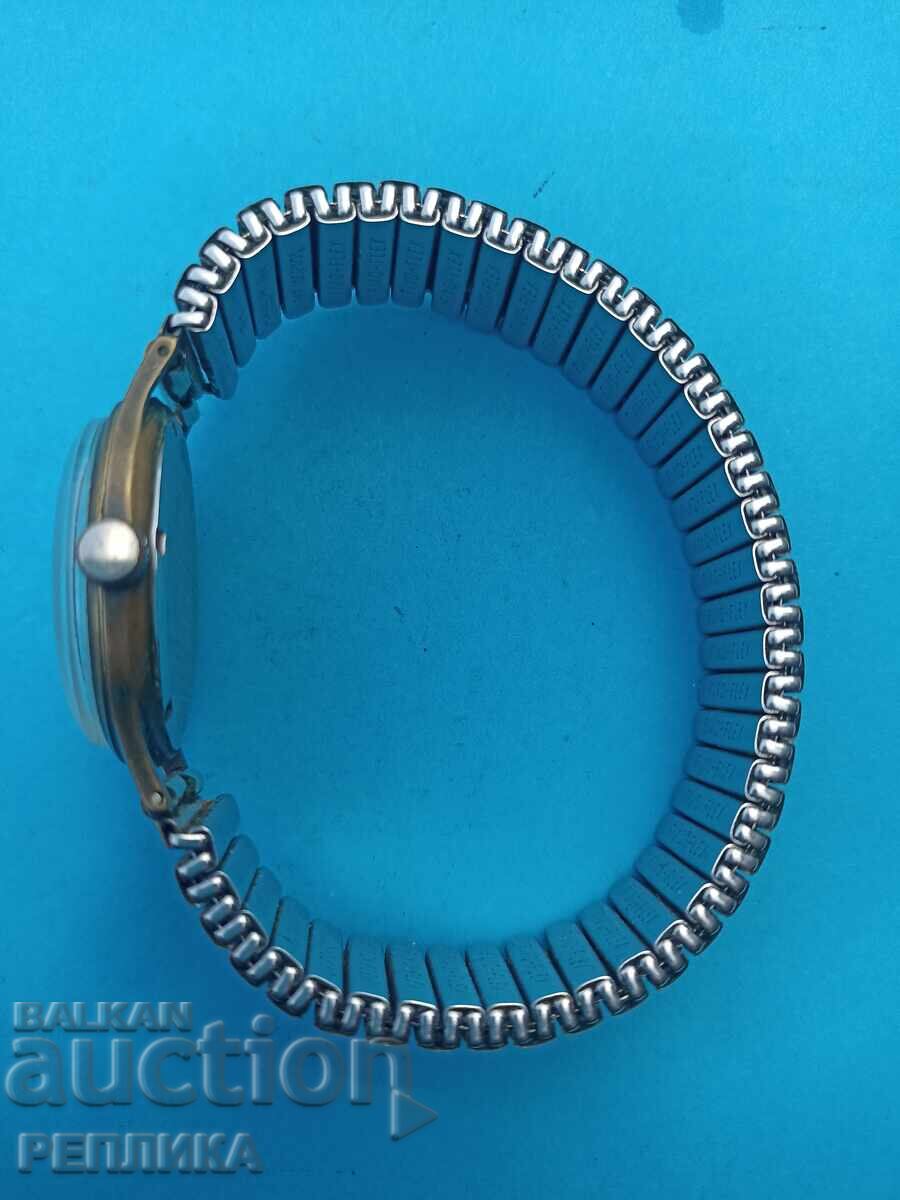 Un ceas de colecție cu preț € 25.00 | 48.90 BGN