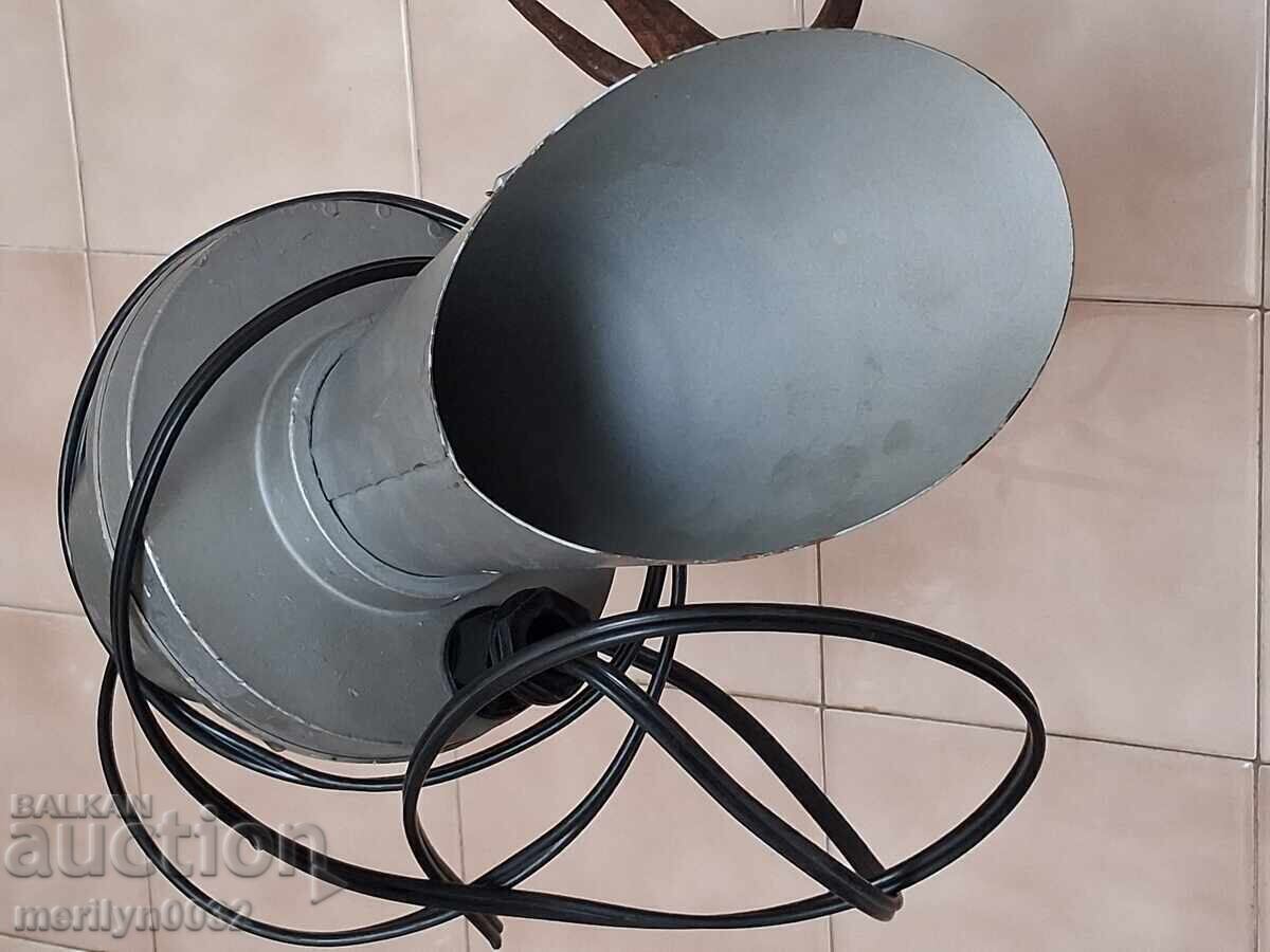Παλιά στρατιωτική σειρήνα Συναγερμός Βομβητής ΜΝΟ ΥΠΕΣ ΛΔΒ 70-80ετία με τιμή € 51.96 | 101.63 BGN