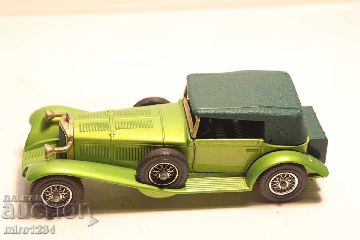 MAȘINUȚĂ JUCĂRIE MATCHBOX MERCEDES 1/43 MODEL RETRO cu preț € 0.01 | 0.02 BGN