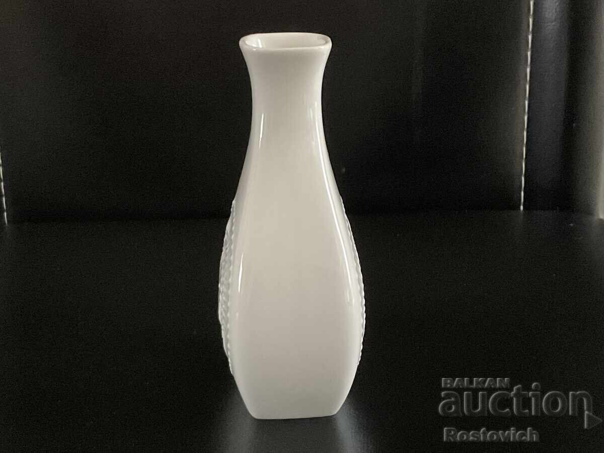 Βάζο “AK Kaiser”, Γερμανία με τιμή € 18.99 | 37.14 BGN