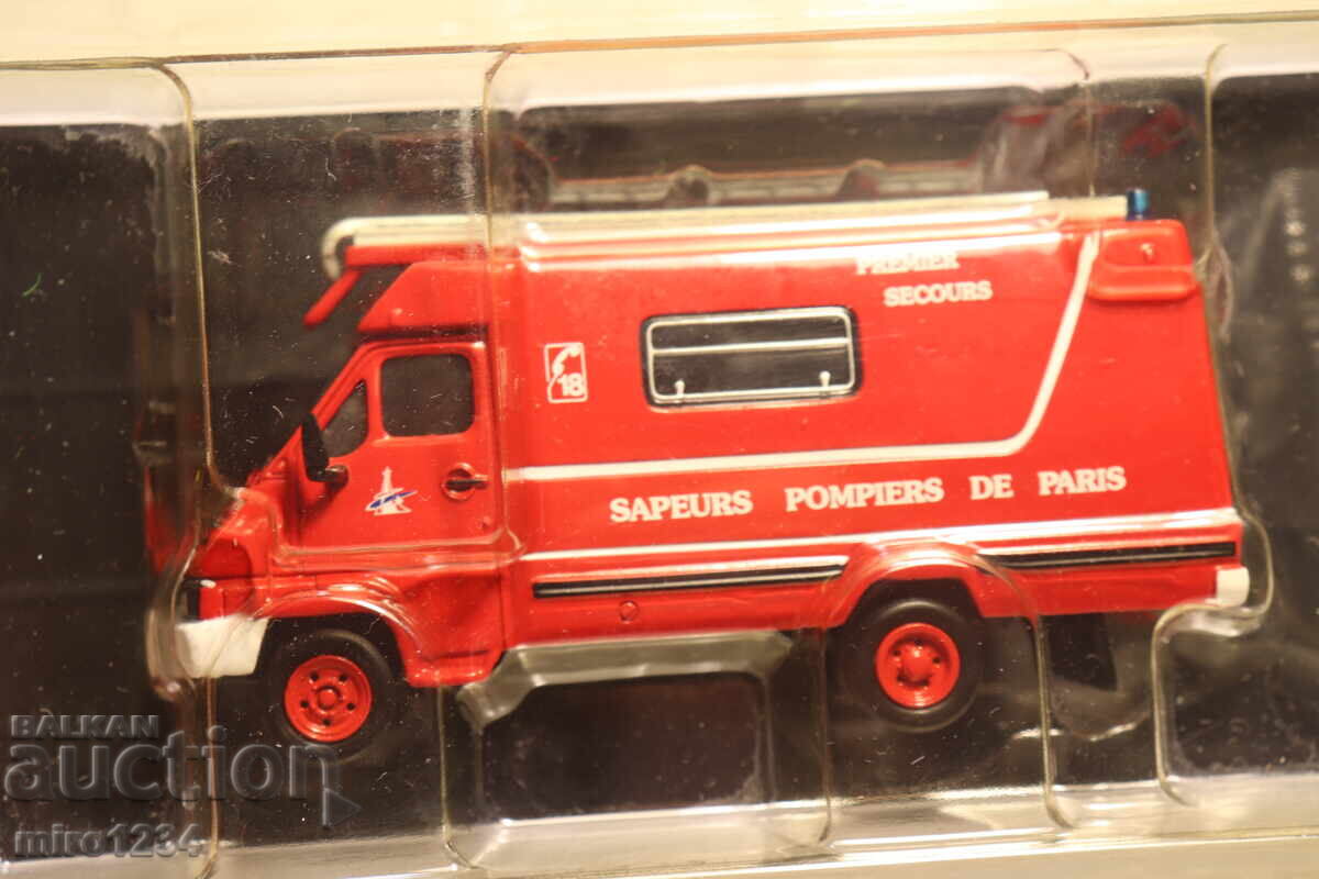 Licitație MODEL MAȘINĂ DE POMPIERI RENAULT 1/72 Licitație MODEL MAȘINĂ DE POMPIERI RENAULT 1/72