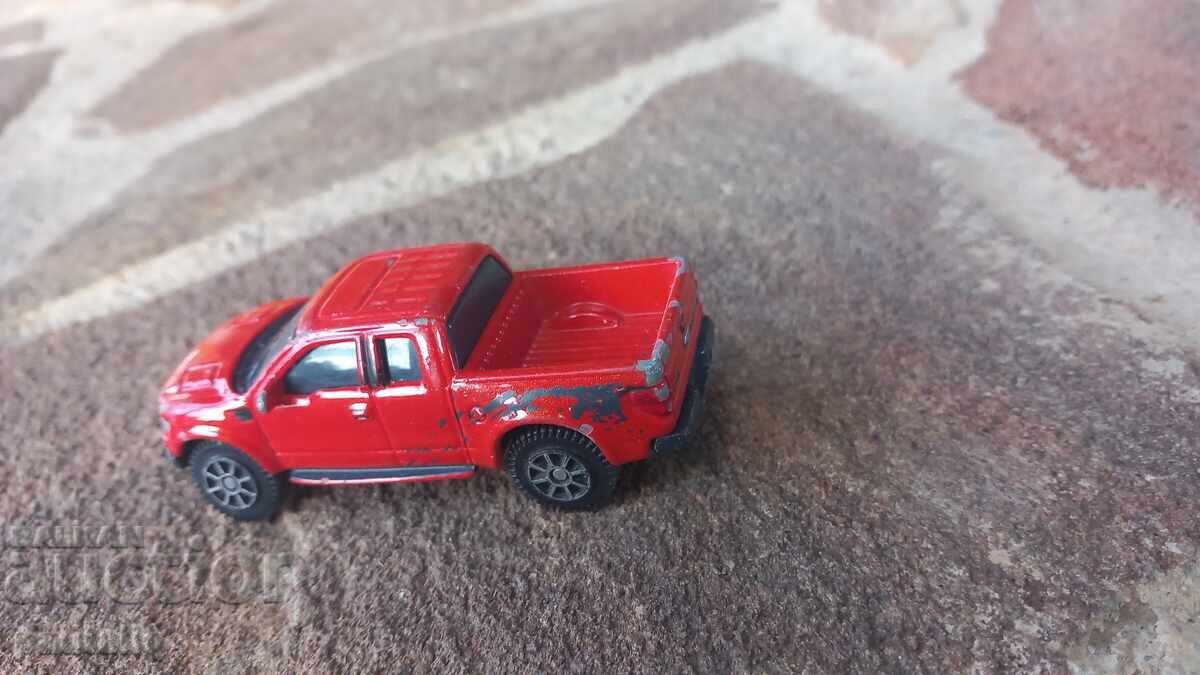 Mașinuță metalică FORD F 150 Raptor cu preț € 5.00 | 9.78 BGN Mașinuță metalică FORD F 150 Raptor cu preț € 5.00 | 9.78 BGN